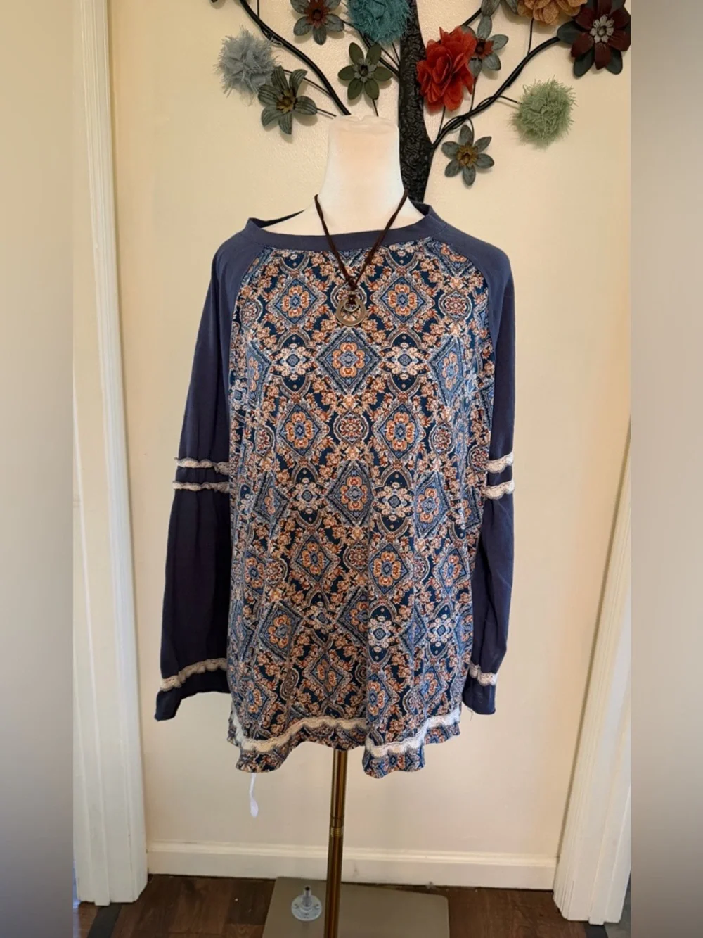 Blue paisley Patterned Boho Long Sleeve Top by POL - Picture 5 of 11